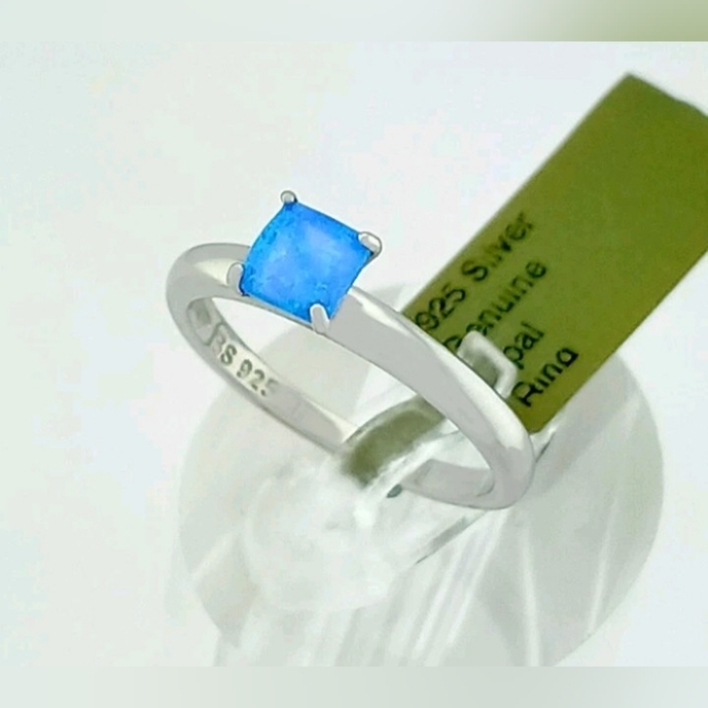 New 925 Solid Sterling Silver & Genuine 0.50 CTS Opal Solitaire Ring W Box - Picture 3 of 12